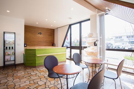 岩手県盛岡市のペット火葬・葬儀 サニーサンペットメモリアル | 受付ロビー